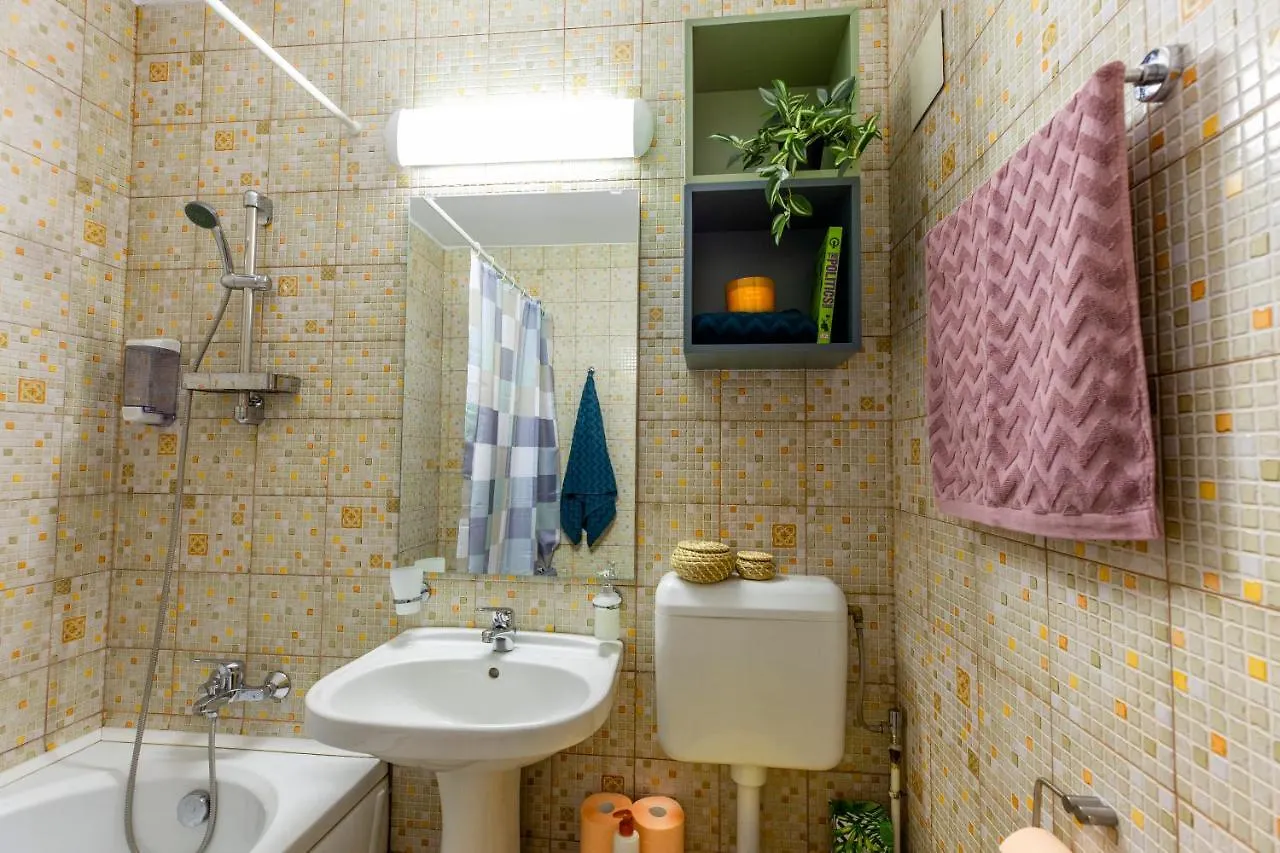 Apartament 13 Septembrie Apt, Near Marriott Bucureşti